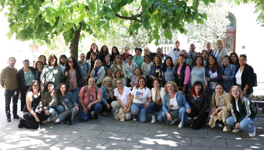 Una foto de grup de les persones que van participar a la ruta societària