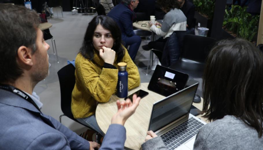 L'equip d'innovació de Suara Cooperativa es reuneix amb diferents empreses en el marc de la fira tecnològica i audiovisual ISE