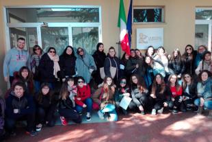 Foto de grup del alumnes de l'escola Els Picarols de Manlleu