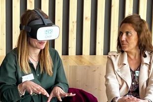 realitat virtual joves i gent gran