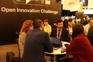 L'equip d'innovació durant la seva participació al MWC del 2024