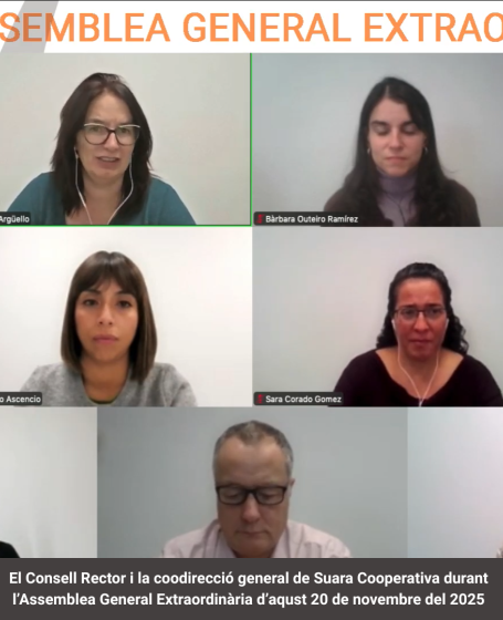 The Governing Council together with the general co-direction of Suara Cooperativa during the Assembly