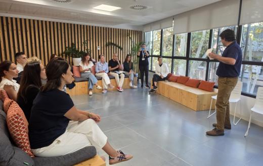 Grup de persones a la sessió de Benestarum