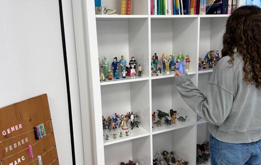 Una noia atesa en el projecte de transformació de l'entorn Acompanyar des de la traumateràpia