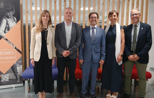 Visit by the Rector of the University of Barcelona, Joan Guàrdia.
