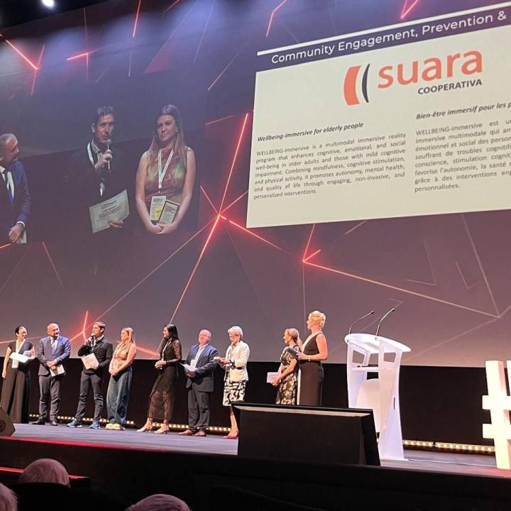 Entrega del premio al equipo