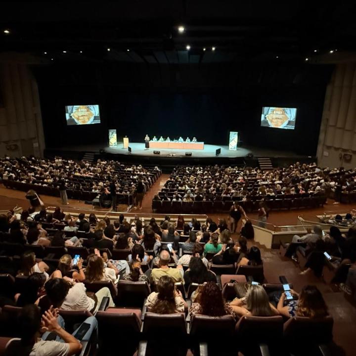 Una imatge de l'Assemblea General de Suara Cooperativa