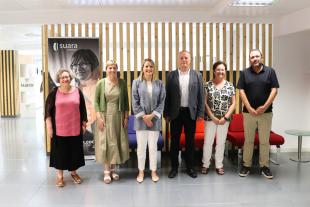 Foto institucional visita consellera drets socials