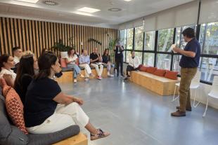 Grup de persones a la sessió de Benestarum
