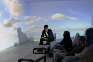 Immersive reality room with the participants of the Resilients project