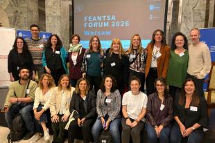 Una foto de grup de les persones que han participat en la trobada de la FEANTSA
